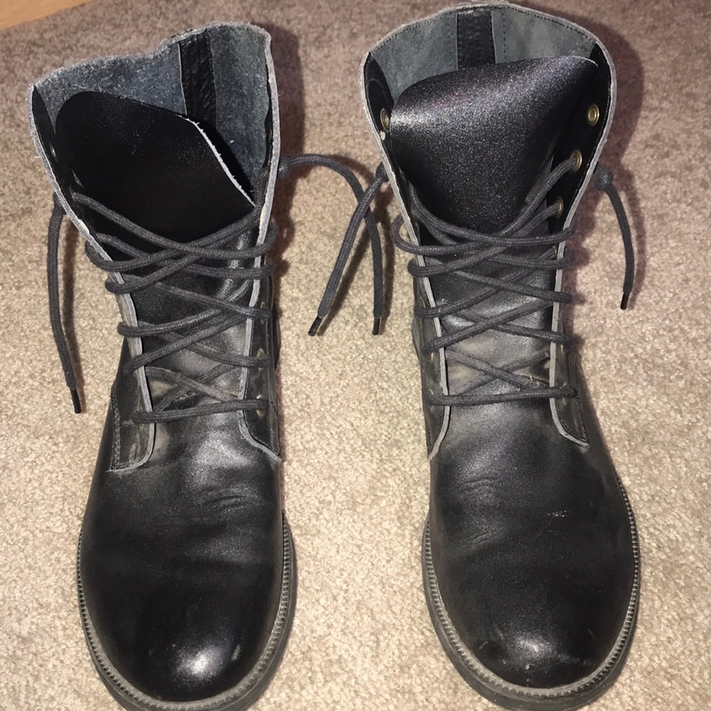 Men’s Black Leather Boots